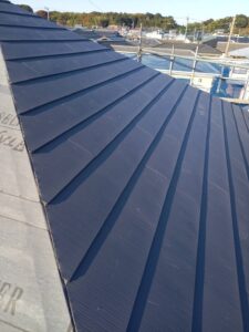 屋根改修工事 ガルバリウム鋼板